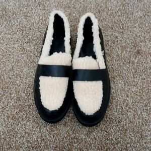 Size 8.5 Maurice's dress shoes